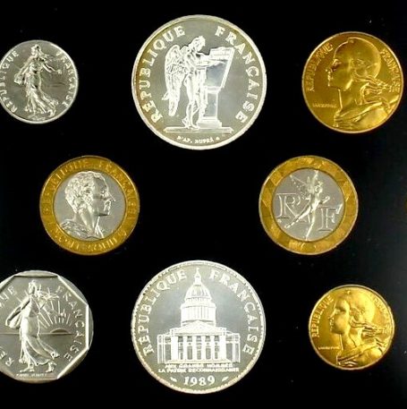 Coffret FDC France 1989 avec Montesquieu Coffret FDC France 1989 avec Montesquieu